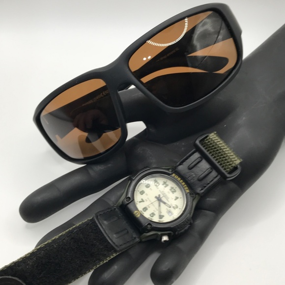 Outdoor Adventure Lot Casio Forester & Reks Sunglasses Wrap Around New Battery - Picture 11 of 12